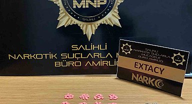 Manisa'da şüpheliden 200 extacy hap çıktı