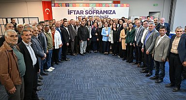 Manisa'da Başkan Zeyrek muhtarlarla iftarda buluştu