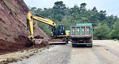 Manisa'da yol çalışmalarına devam