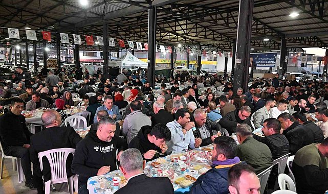 Manisalılar Horozköy'deki iftar sofrasında buluştu