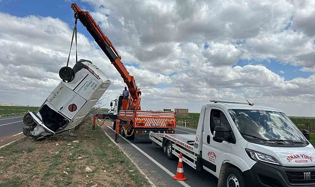 Mardin'de kamyonet takla attı: 1 yaralı