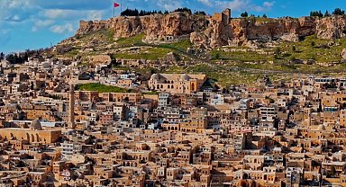 Mardin'de "Ramazan Geldi" ilahisi üç dilde seslendirildi