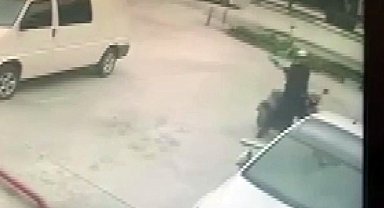 Markette cinayet işleyip iki iş yeri ve bir evi kurşunlamıştı: Saldırı anı kamerada