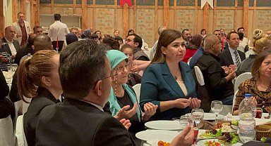 Marmaris Kaymakamlığı öksüz ve yetimlerle iftarda buluştu