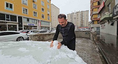 Mart karı Kayseri'yi beyaza bürüdü