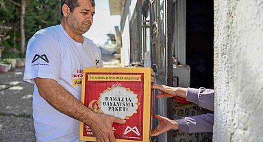 Mersin'de 144 bin haneye 'Ramazan Dayanışma Paketi' ulaştırılacak