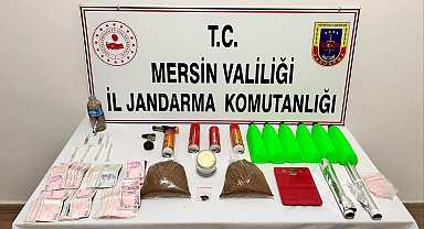 Mersin'de uyuşturucu taciri 2 şüpheli yakalanıp tutuklandı