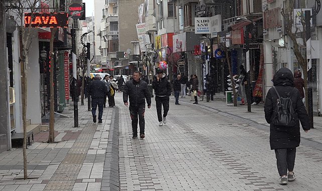 Meteoroloji uyarmıştı: O ilde kar başladı