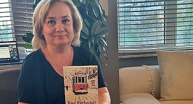 Milaslı Yazar Sibel Köklü, Yılın Polisiye Roman Ödülü'nü Aldı