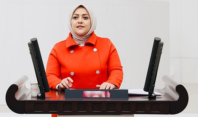 Milletvekili Ün: "Kredi batağına neden olan tüketim çılgınlığı geleceğimizden çalıyor"