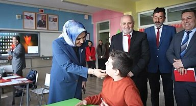 Milli Eğitim Müdürü Özbek'ten özel çocuklara özel ilgi