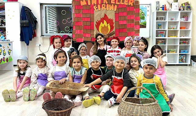 Minik eller fırınının minik ustaları