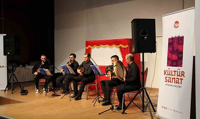 Minikler gölge oyunu ve konserle keyif dolu bir Ramazan akşamı yaşadı