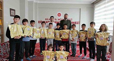 Miniklere anlamlı hediye
