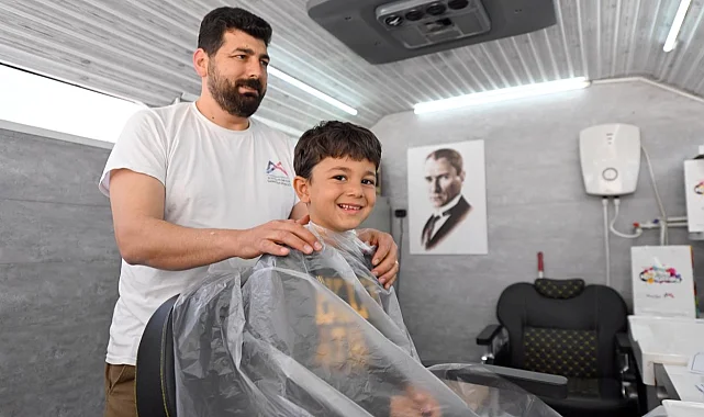 Mobil Kuaför aracından bayram traşı