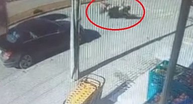 Motosiklet yayaya çarptı: 2 yaralı