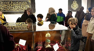 Mukaddes Emanetler Sakarya'da ziyarete açıldı