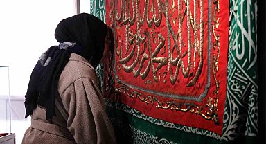 Mukaddes emanetleri görmek isteyenler soluğu bu sergide aldı