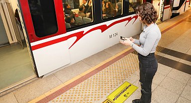 Narlıdere'den İzmir Metrosu'nda güçlü mesaj