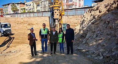 Nazilli Kaymakamı Kan yapımı devam eden okulda incelemelerde bulundu