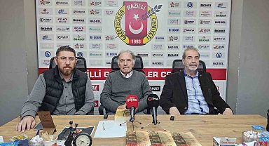 Nazillili yazarlardan 'terörist' benzetmesine cevap: "Efeler devleti korumaya, teröristler ise yıkmaya çalışanlardır"