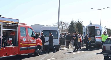 Nevşehir'de minibüs tıra arkadan çarptı: 1 ölü