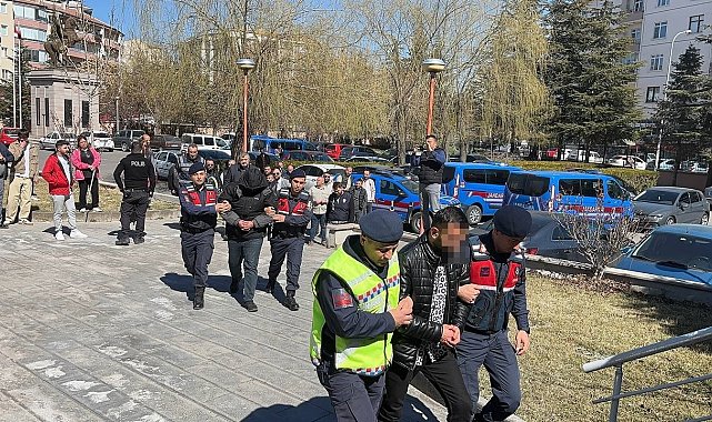 Niğde'de mumyayı satmaya çalışan 6 şüpheli adliyede