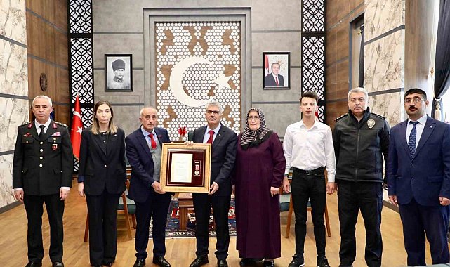 Niğdeli şehit uzman çavuşun ailesine Devlet Övünç Madalyası verildi