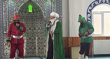 Öğrencilere Hacivat, Karagöz ve Nasreddin Hoca gösterisi sunuldu