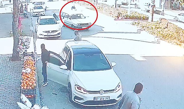 Önüne çıkan otomobile çarpmamak için direksiyonu kıran motosikletli yaralandı
