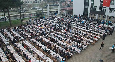 Ordu'da bin 500 üniversite öğrencisi iftar sofrasında buluştu