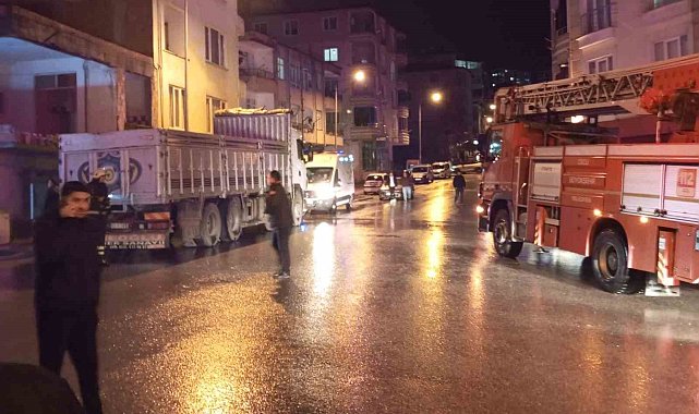 Ordu'da metruk binada yakılan ateş itfaiyeyi alarma geçirdi