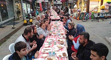 Ortaçesme esnafı iftarda bir araya geldi