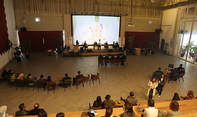 Ortaokul ve lise öğrencileri 'Müzik Diyarı Ses Yarışması'nda yeteneklerini sergiledi