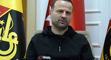 Osman Zeki Korkmaz: "İstanbulspor, bulunduğu platformda her zaman başa yarışan bir camiadır"