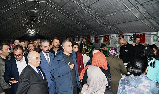 Osmaniye Belediyesinden Kadir Gecesi'nde sahur yemeği