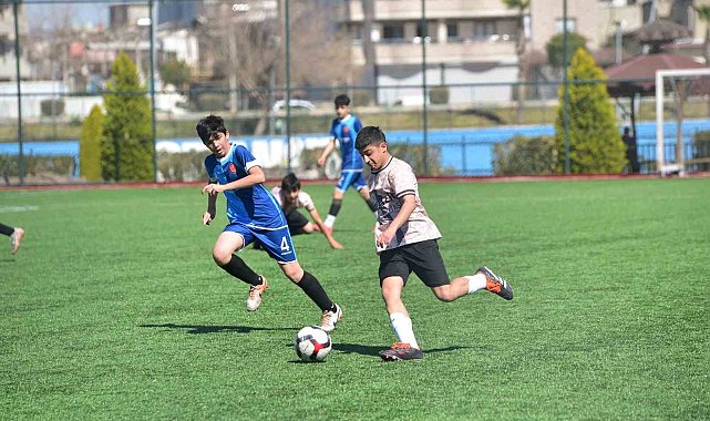 Osmaniye'de okullar arası Yıldız Erkekler Futbol turnuvası sona erdi