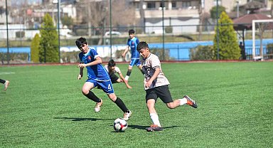 Osmaniye'de okullar arası Yıldız Erkekler Futbol turnuvası sona erdi