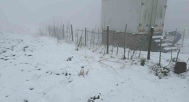 Osmaniye'de önce yağmur, sonra kar çiftçiye can suyu oldu