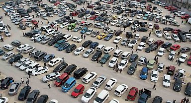 Otomobil alacaklara uyarı: "Kimse bayram üzeri fiyatlar artar, bayram sonu düşer diye beklemesin"