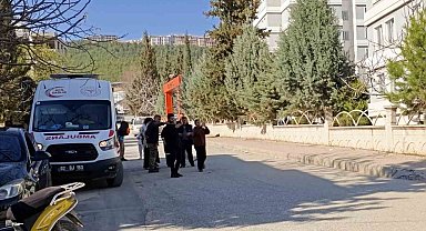 Otomobil ile elektrikli bisiklet çarpıştı: 1 yaralı