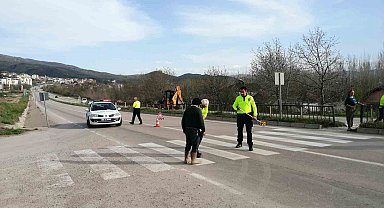 Otomobilin çarptığı yaşlı kadın hayatını kaybetti