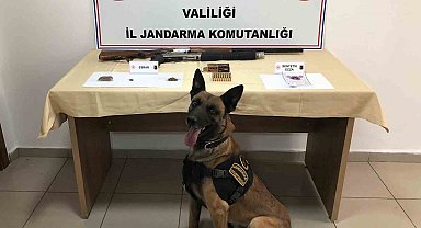 Otopark işletmecisi uyuşturucu ve ruhsatsız tüfeklerle yakalandı