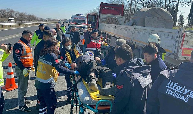 Otoyoldaki korkunç kazada ölü sayısı 2'ye yükseldi