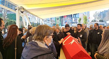 Oyuncu Şinasi Yurtsever son yolculuğuna uğurlandı