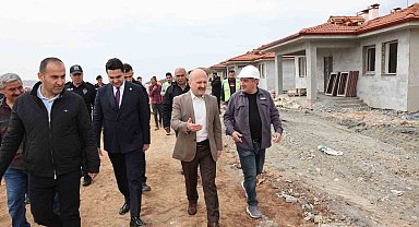 Ozan Köyü deprem evleri incelendi