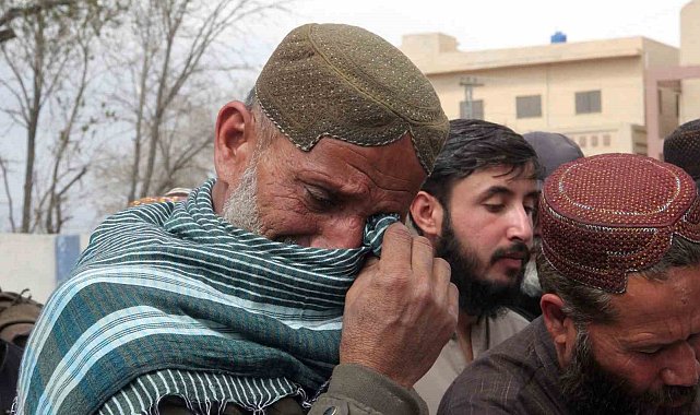 Pakistan'daki tren saldırısında ölü sayısı 31'e yükseldi