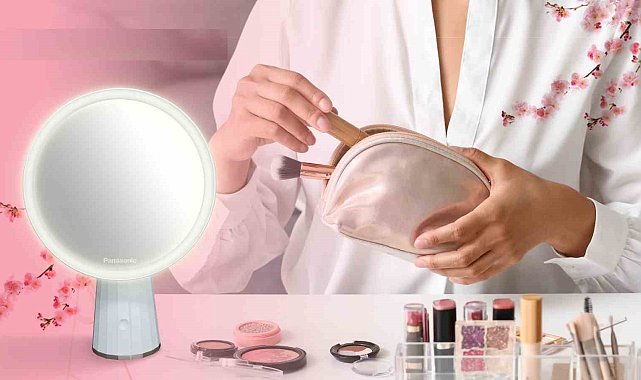Panasonic'ten LED Işıklı Ayna