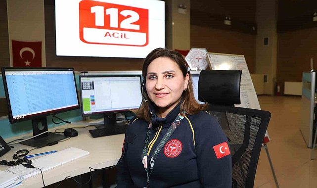 Paramediğin telefonla verdiği acil müdahale talimatı bebeğin hayatını kurtardı
