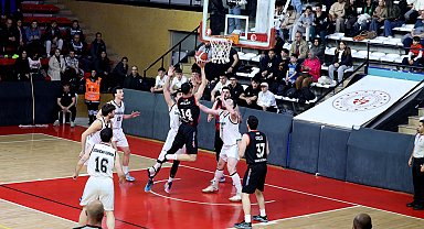 Play-Off serisinde durum eşitlendi